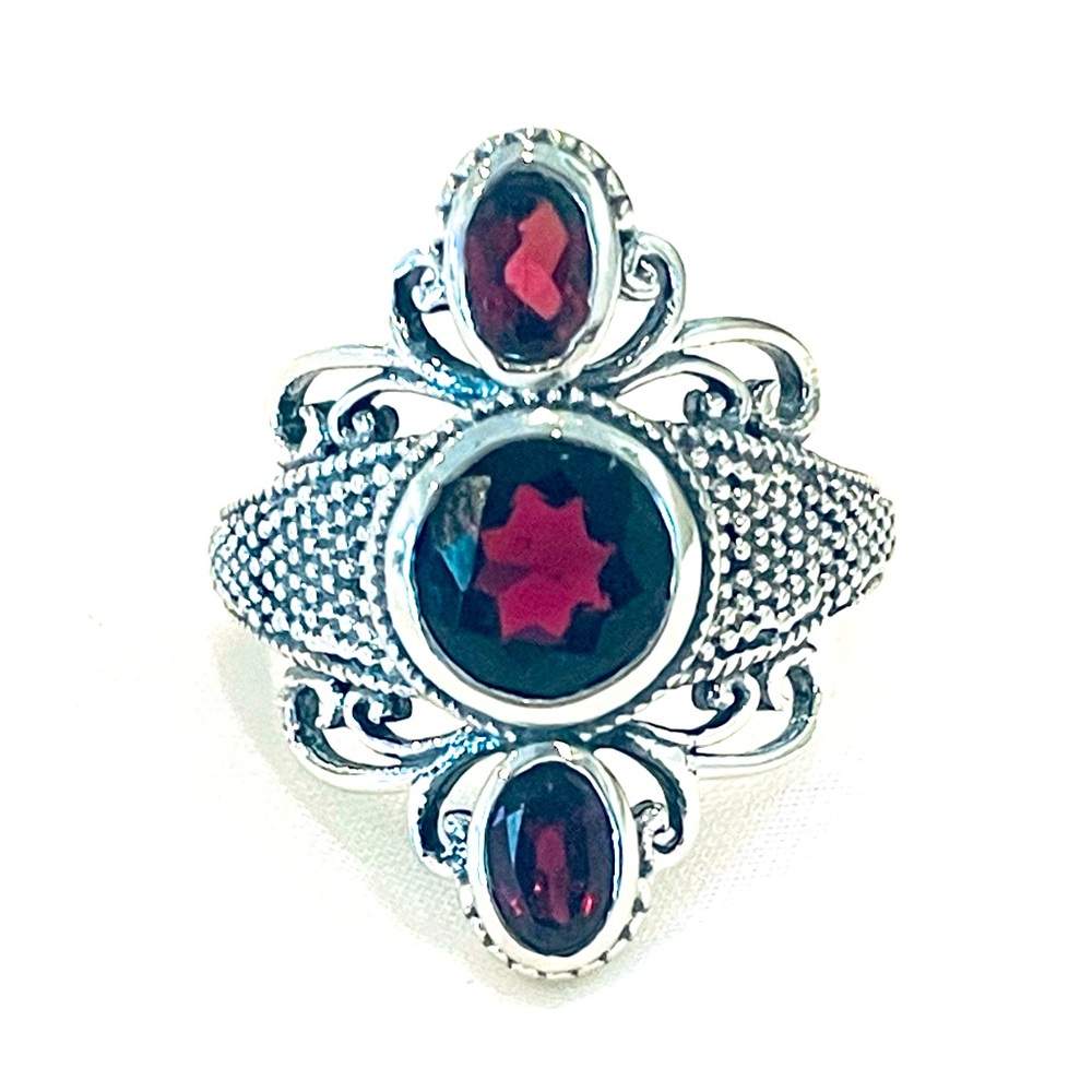 925 Solid Sterling Silver and Red Garnet Gemstone Ring